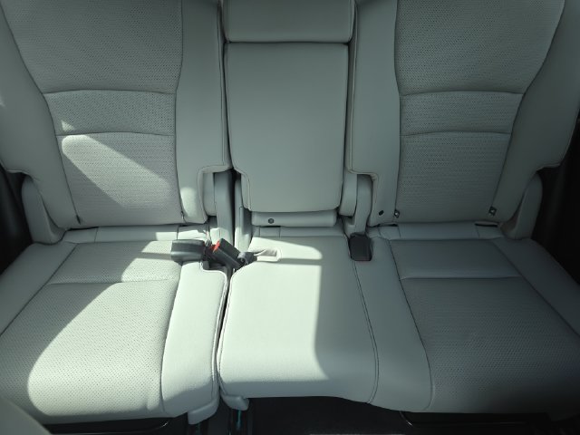 Used 2023 Honda Passport EX-L image 15
