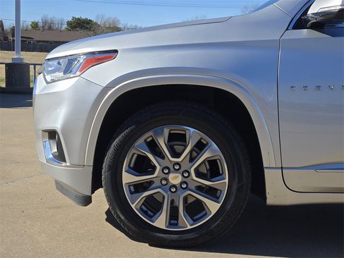 Used 2019 Chevrolet Traverse Premier w/ Driver Confidence II Package image 29