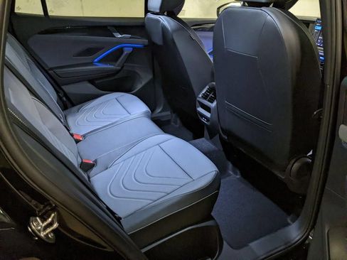 New 2026 Volkswagen Tiguan SE R-Line AWD/4WD image 25