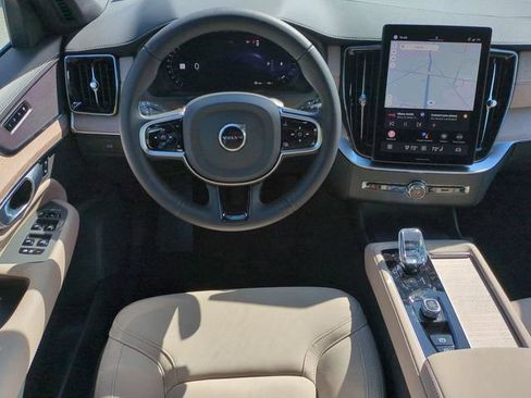 New 2026 Volvo XC90 B6 Plus AWD/4WD image 13