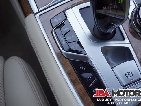 Used 2018 BMW 750i RWD image 23