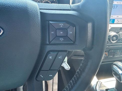 Used 2018 Ford F150 XLT w/ Equipment Group 302A Luxury AWD/4WD image 18