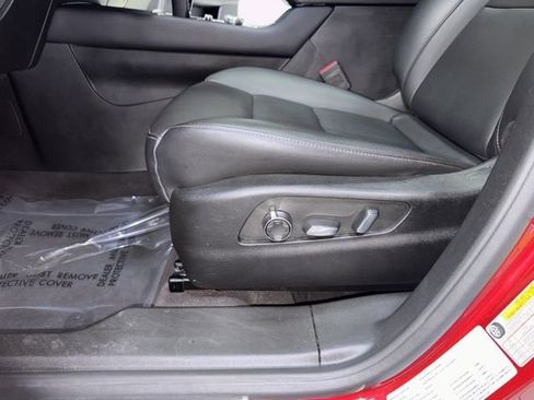 Used 2023 Cadillac XT4 Sport image 6