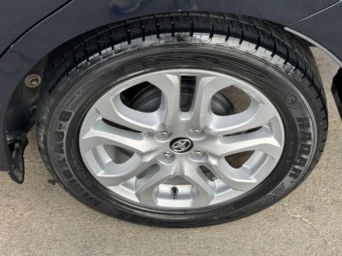 Used 2017 Toyota Yaris iA FWD image 8