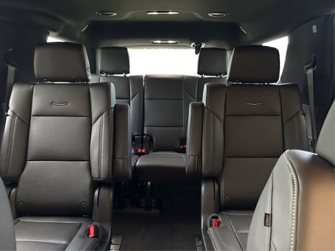 New 2026 Cadillac Escalade 4WD image 17