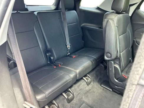 Used 2021 Chevrolet Traverse High Country AWD/4WD image 28