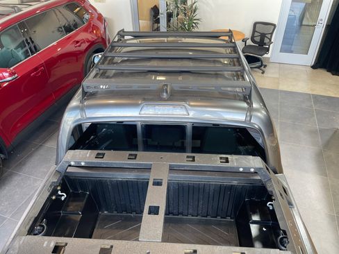 Used 2020 Toyota Tacoma SR AWD/4WD image 35