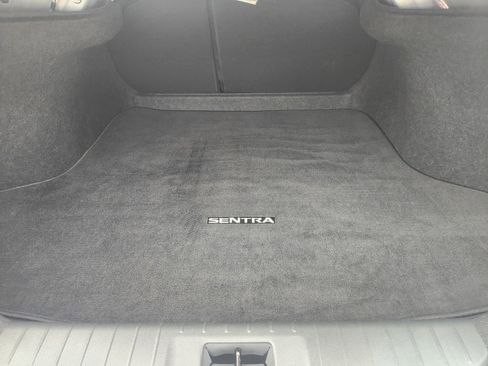 Used 2025 Nissan Sentra SR image 31