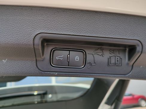 Used 2023 Ford Explorer Timberline w/ Timberline Technology Package image 15