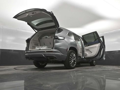New 2026 Buick Enclave Avenir w/ Super Cruise Package AWD/4WD image 44