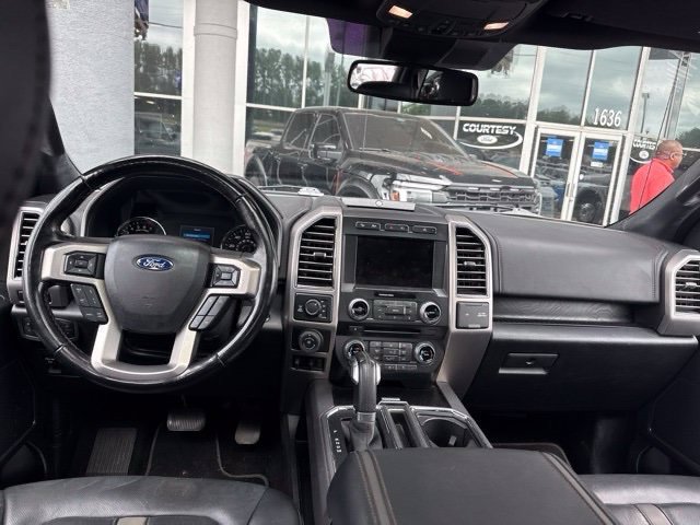 Used 2018 Ford F150 Platinum w/ Equipment Group 701A Luxury AWD/4WD image 5