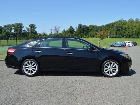 Used 2013 Toyota Avalon Limited FWD image 60