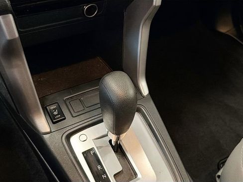 Used 2016 Subaru Forester 2.5i Premium w/ All-Weather Package image 16