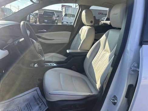 Used 2025 Buick Encore GX Avenir w/ Avenir Convenience Package image 17