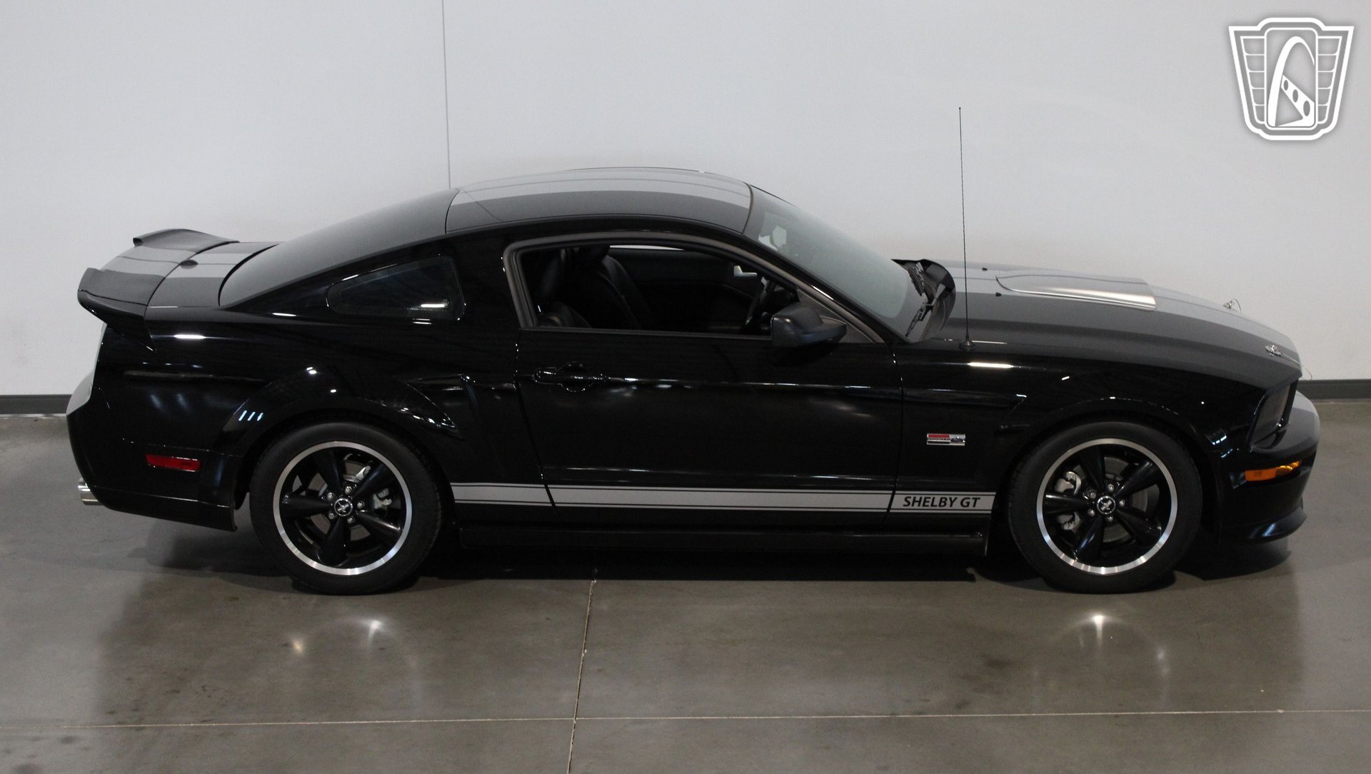 Used 2007 Ford Mustang GT RWD image 17