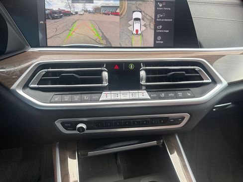 Used 2021 BMW X5 xDrive40i w/ Premium Package image 21