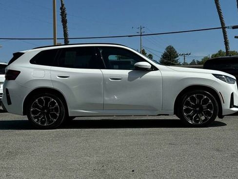 Used 2025 BMW X3 xDrive30 w/ M Sport Package AWD/4WD image 3
