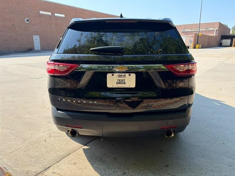 Used 2019 Chevrolet Traverse LS FWD image 5