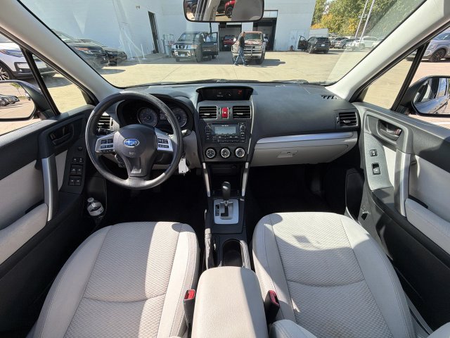Used 2015 Subaru Forester 2.5i Premium AWD/4WD image 12