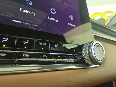 Certified 2024 GMC Canyon AT4 w/ Canyon Safety Plus Package image 27