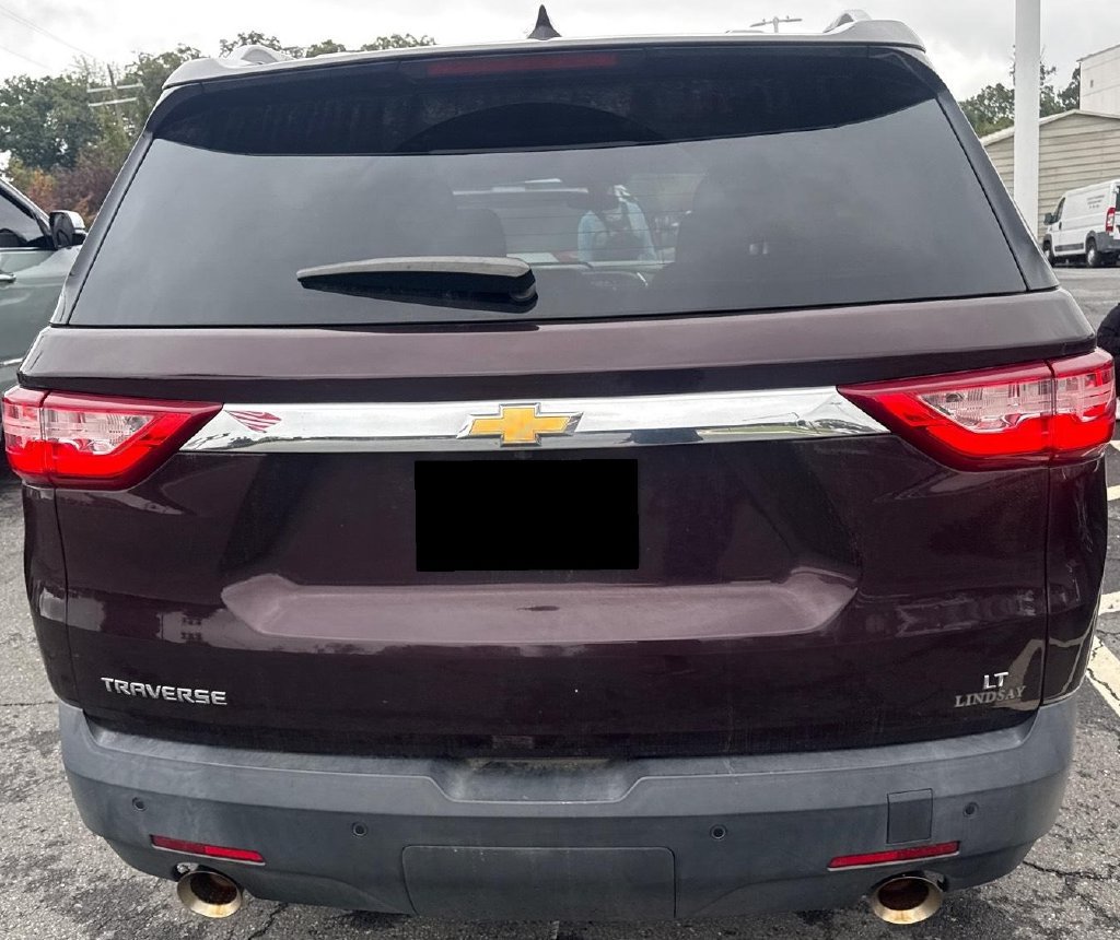 Used 2018 Chevrolet Traverse LT FWD image 5
