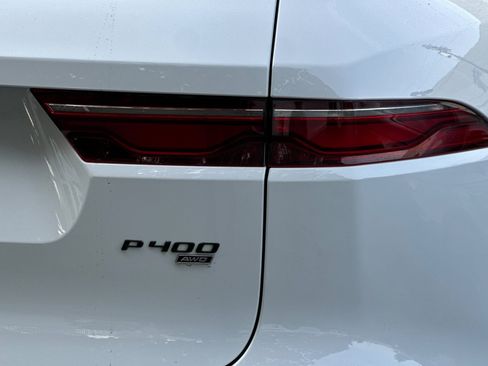 Used 2023 Jaguar F-PACE R-Dynamic S image 14