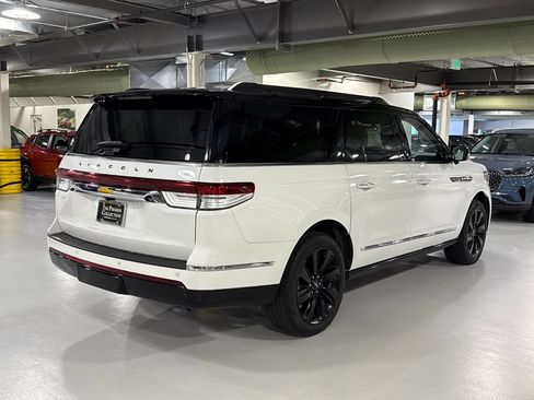 Certified 2024 Lincoln Navigator L Black Label AWD/4WD image 2