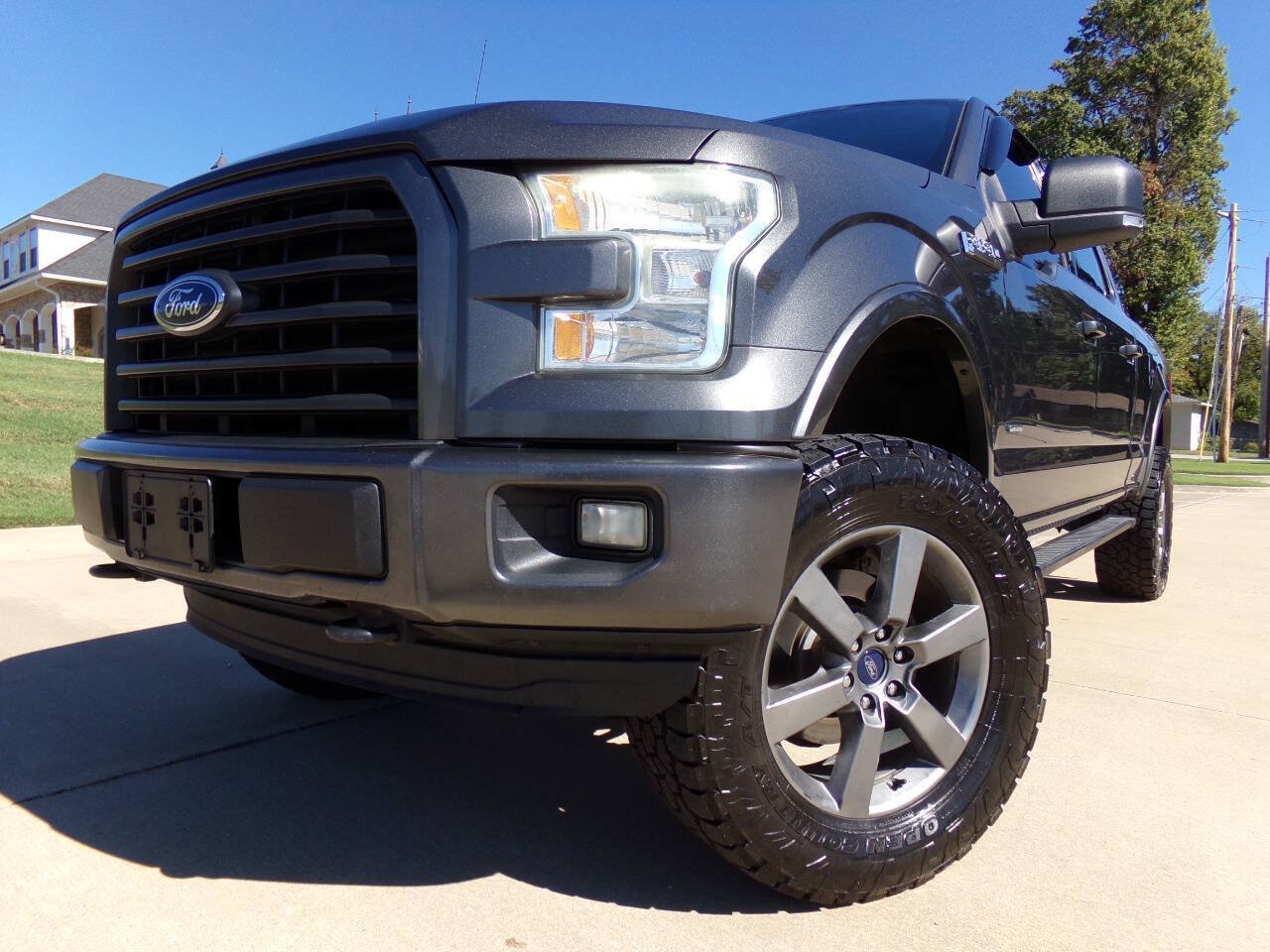 Used 2016 Ford F150 XLT w/ Equipment Group 301A Mid AWD/4WD image 2