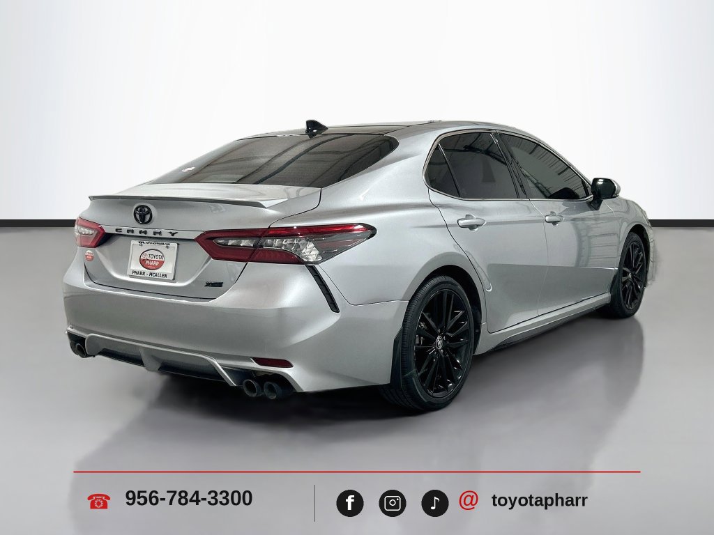 Used 2024 Toyota Camry XSE FWD image 4