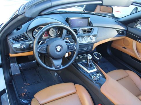 Used 2016 BMW Z4 sDrive28i image 24