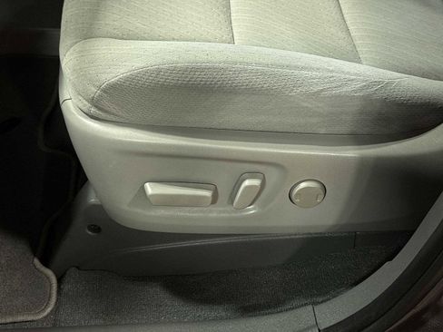 Used 2020 Toyota Sienna LE w/ LE Preferred Package AWD/4WD image 24