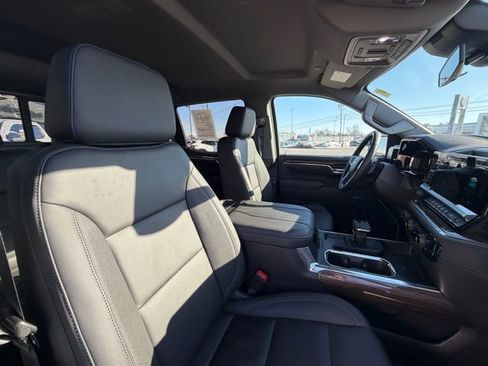 Used 2026 Chevrolet Silverado 1500 LT w/ All Star Edition Plus image 15