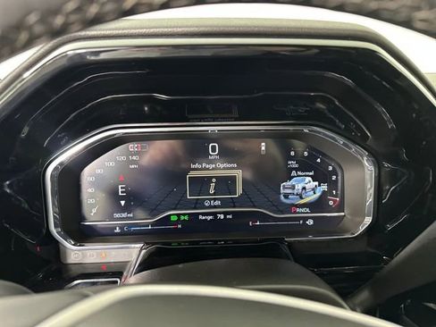 Used 2025 GMC Sierra 2500 SLE w/ SLE Value Package; image 17