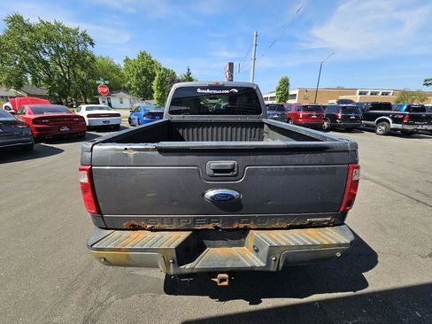 Used 2013 Ford F250 XLT w/ FX4 4X4 Off-Road Pkg image 9