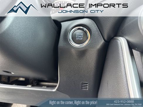 Used 2021 Toyota RAV4 XLE w/ Convenience Package image 25