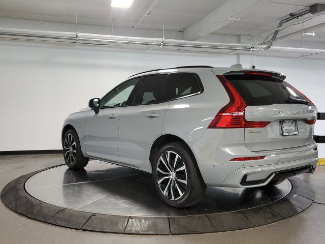 Used 2025 Volvo XC60 B5 Plus w/ Protection Package Premier AWD/4WD image 7