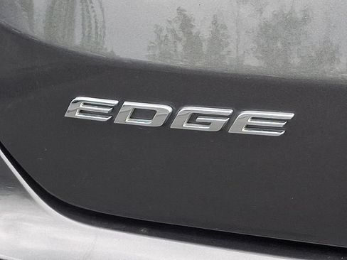 Used 2020 Ford Edge ST w/ Equipment Group 401A AWD/4WD image 35