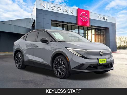 New 2026 Nissan Leaf Platinum+ image 2