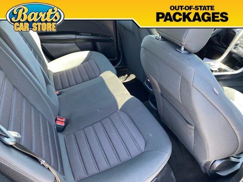 Used 2020 Ford Fusion SE FWD image 11