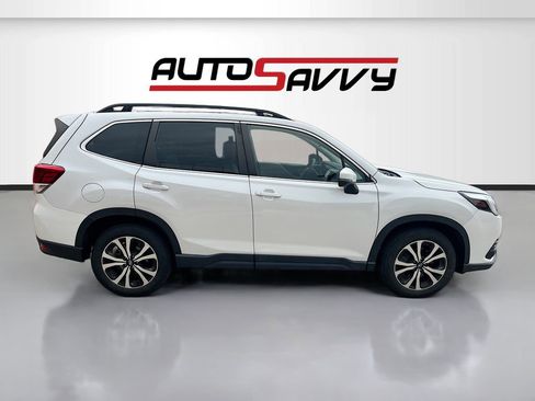 Used 2023 Subaru Forester Limited AWD/4WD image 8