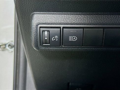 Used 2020 Toyota Corolla SE image 12