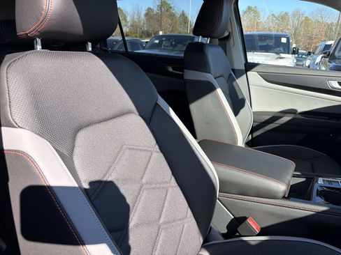 New 2026 Volkswagen Atlas Peak Edition AWD/4WD image 21