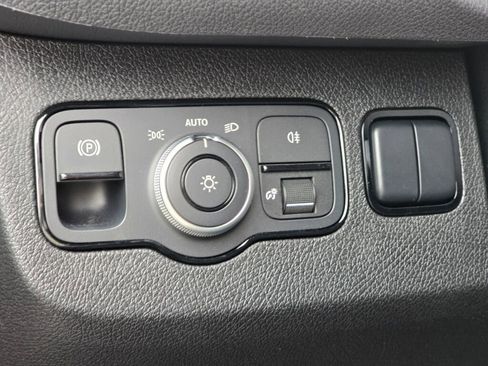 New 2025 Mercedes-Benz Sprinter 2500 image 21