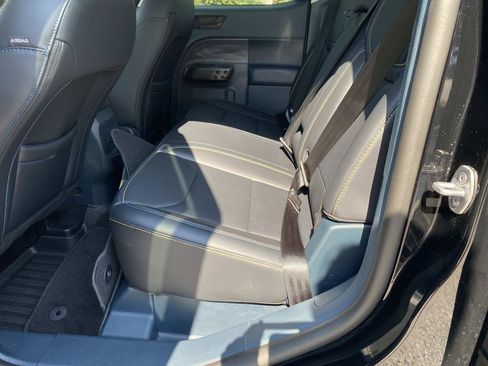 Certified 2025 Ford Maverick Lobo AWD/4WD image 13
