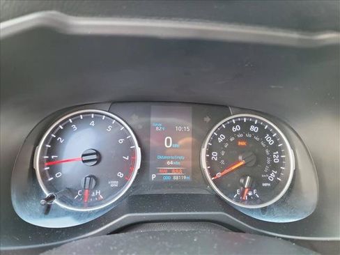 Used 2021 Toyota RAV4 LE FWD image 19