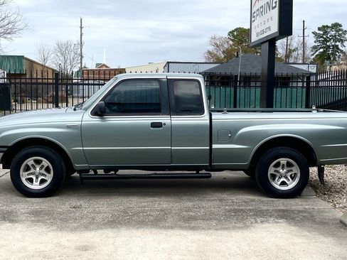 Used 2003 MAZDA B-Series Pickup 2WD Cab Plus B2300 image 4