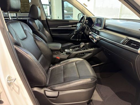 Used 2022 Kia Telluride S image 25