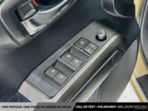 Used 2016 Toyota Tacoma TRD Off-Road w/ Towing Package RWD image 18