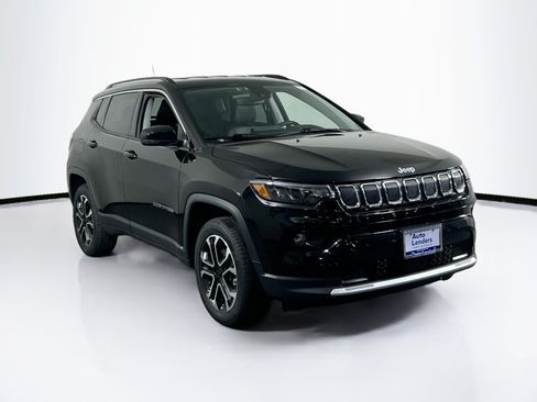 Used 2022 Jeep Compass Limited AWD/4WD image 3