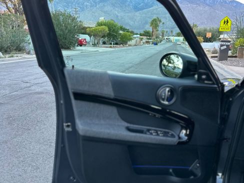 Used 2020 MINI Cooper Countryman S w/ Storage Package image 19